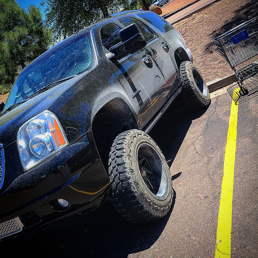 Jordan_Finch100's tweet photo. #streetQueen #dirty #slut #denali #yukon #qorkHardPlayHard #needsABath https://t.co/BfehbUuepl
