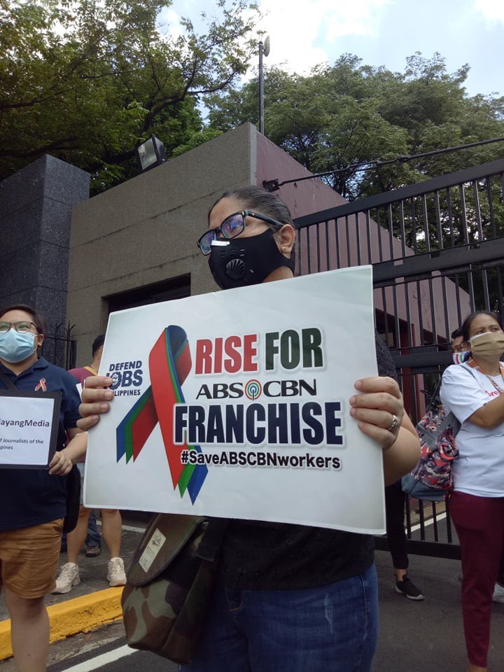 defendjobsPH's tweet photo. #IbalikAngABSCBN #SaveABSCBNworkers https://t.co/ae6YQy1R4Y