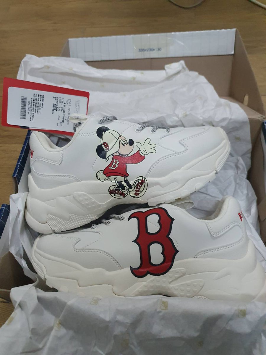 STPSTORE_'s tweet photo. พร้อมส่ง รองเท้า MLB x Disney Big Ball Mickey
ไซส์ 41 / 7uk / 26cm
(เหมาะกับคนใส่ไซส์ 39-40 เท้ายาว 25-25.5 cm)
**3,000 ฟรี EMS***
นัดรับได้ที่สถานีbts https://t.co/ZdTJOVLZ2W