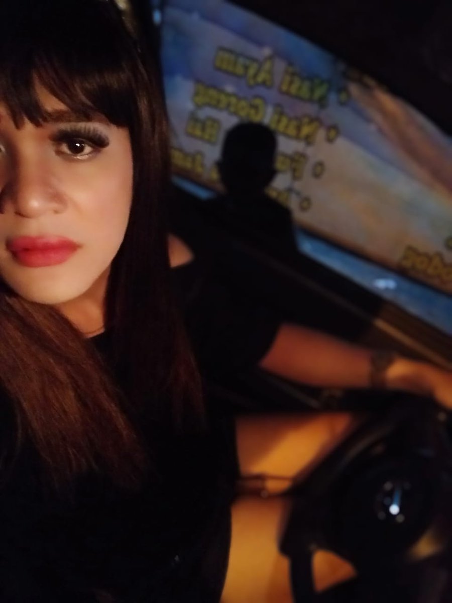 GiselVeronika's tweet photo. Explore #semarangbo #semarangopenBO #semarangbirahi  #semarangbisyar #shemale
#ladyboys #banci
#wariasemarang.
#shemalesemarang 
Yang mau isii slot silahkan. Stay hotel #simpanglimasemarang https://t.co/N76oQUqJPH