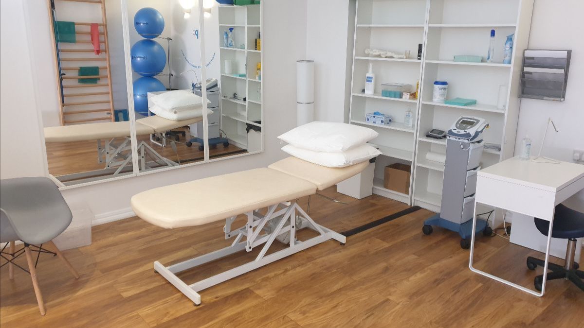 worthingphysio's tweet photo. We're Back Open! - https://t.co/AgZIE01eFM https://t.co/0xuGgqlIli