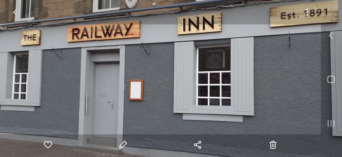 sandymb1956's tweet photo. REOPENING THIS THURSDAY SO AS THE WONDERFUL BEER GARDEN CAN BE ENJOYED
@TheRailwayInn7  #junipergreen
#edinburgh #lanarkroad 🍺🍷🍺🍷
New signage New detail for the 
#newnormal book your slot.
#friendlypub #waterofleith 
More details website/facebook. https://t.co/wTdWnisqOt