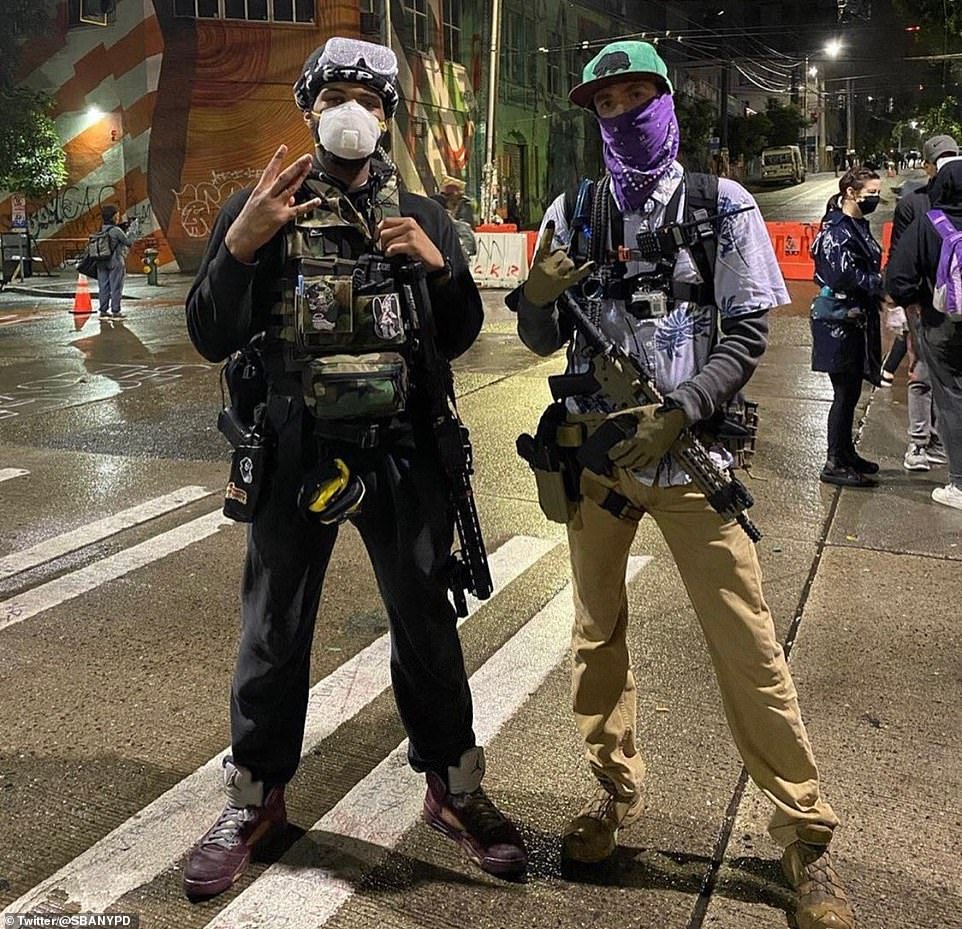 So next time you see a picture of a black man with a gun at a demo, do a quick google. You might have some  @SocialistRA folk or maybe it's the  @HueyPNewtonGun or any of a dozen clubs, militias and organisations various across America. 9/