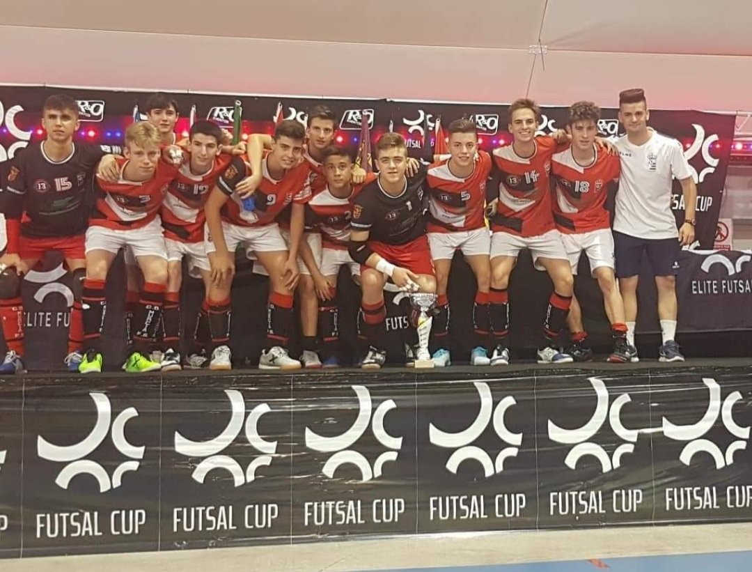 CDMURCIA_FS's tweet photo. ❤Hace un año❤
🚨RESULTADOS TORNEO INTERNACIONAL FUTSAL CUP 2019 @Fut_Sal_Cup 🚨
👉CAMPEONES BENJAMÍNES
👉MEJOR JUGADOR BENJAMIN
👉CAMPEONES ALEVINES
👉CAMPEONES CADETES
👉MEJOR JUGADOR CADETE
🏆MEJOR CLUB DEL TORNEO
🔊ENHORABUENA!!
#SOMOSELCDMURCIA
#SENTIMIENTOCD🎖🎖 https://t.co/0NkZLMloVE