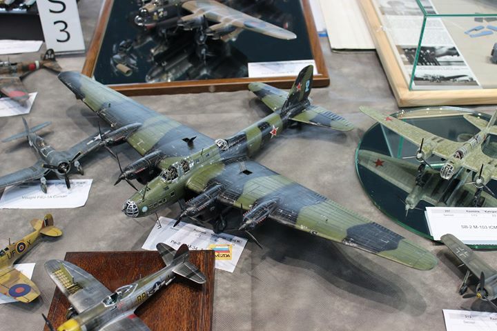 MMP_books's tweet photo. #ModelForToday. Pe-8, Zvezda 1/72. Belgrade 2018. https://t.co/o4aTGVcUVS https://t.co/MyUObEeBI1