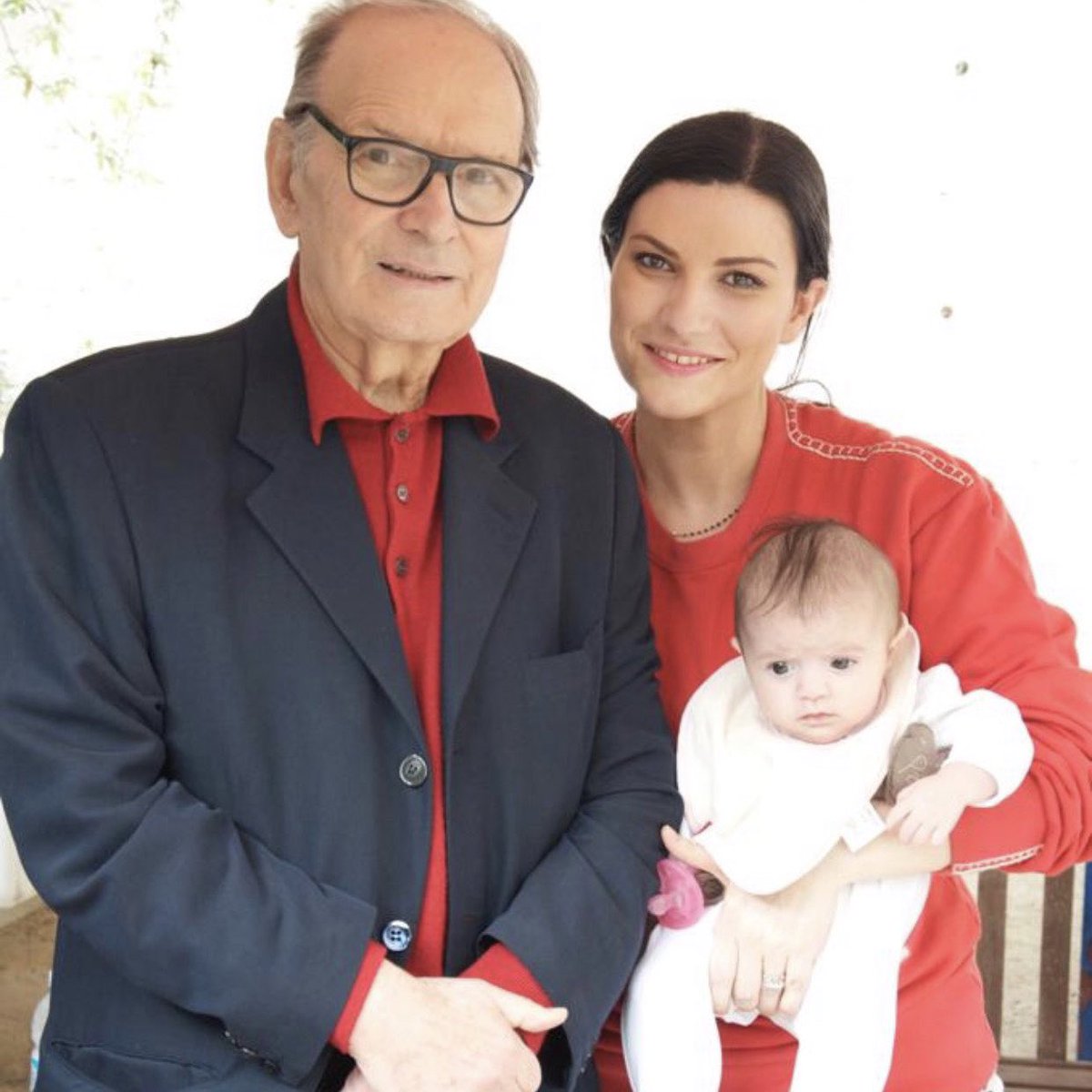 LauraPausini tweet picture