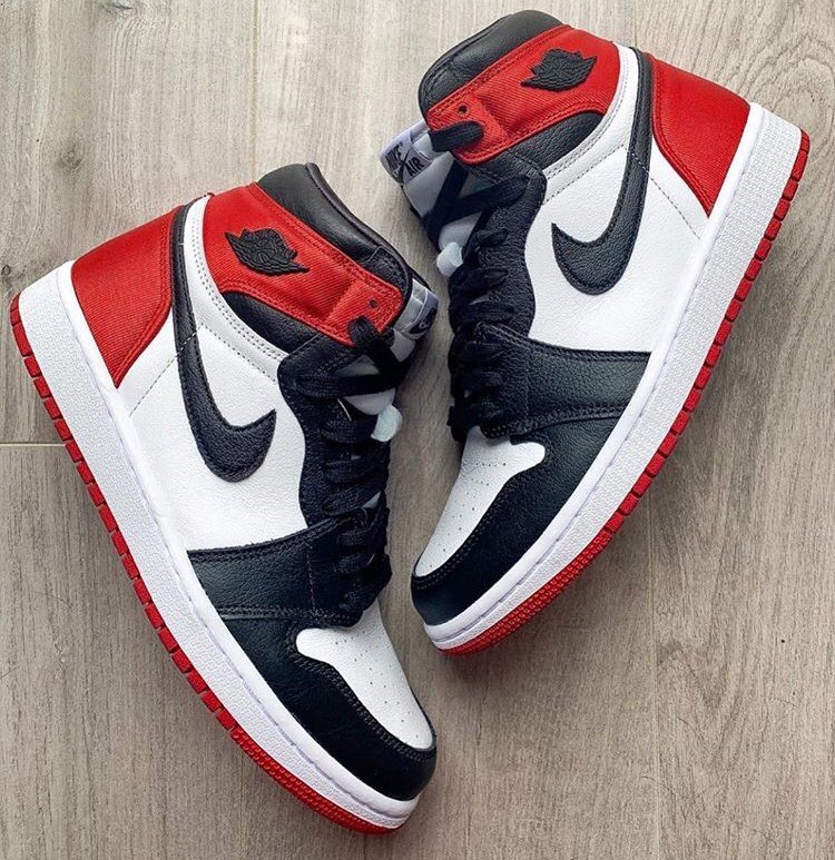 INTERIORPORN1's tweet image. 👟 AIR JORDAN 1 GIVEAWAY 👟

We are organising a giveaway for you to win Air Jordan 1’s

To enter you have to:

👟 Retweet this tweet
👟 Follow Instagram.com/guapiggyy
👟 DM your shoe size on Instagram

BE QUICK, WINNERS WILL BE ANNOUNCED SOON. GOODLUCK 🖤