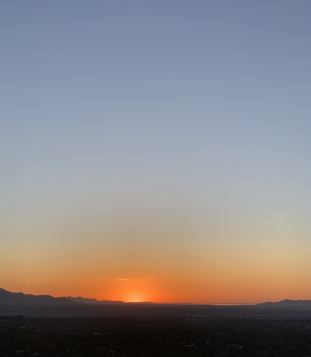 _tara__bee's tweet photo. @NWSLCupSunset  #utah #slc https://t.co/UQScpezead