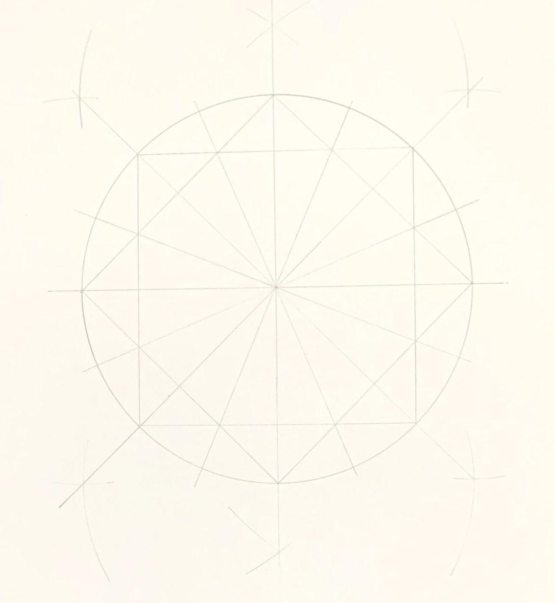 Pretty curves inspired by  @nora_youssef for Day 6 of  #GeometricJuly. An absolute labour of love and my favourite so far.  @c0mplexnumber