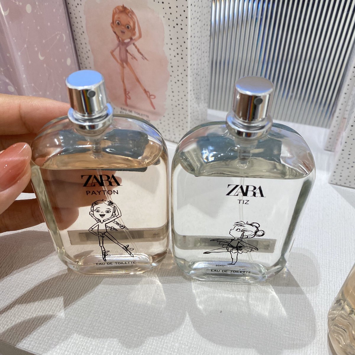 lolizzq's tweet photo. น้ำหอมเด็กZARA อันนี้คือหอมมากกกกกกโครตหอมถูกจริตมาก กลิ่นฟุ้งดีด้วย อันนี้ไม่เคยเห็นไม่รู้ว่ามาใหม่หรือป่าว แต่หอมมากคุณพระชอบกลิ่นเด็กๆ #ไว้รีวิวห้ามขายของโว้ยย https://t.co/V27xtBrMeT