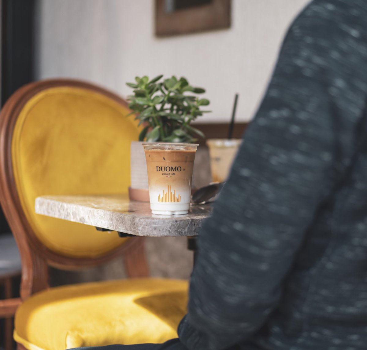 DuomoQ8's tweet photo. تفوز القهوة بأنها تجعل يومك من كئيب إلى سعيد حتى لو كنت لوحدك
#duomocafe 
#Coffee 
#صباح_الخير https://t.co/sBi0ook99z