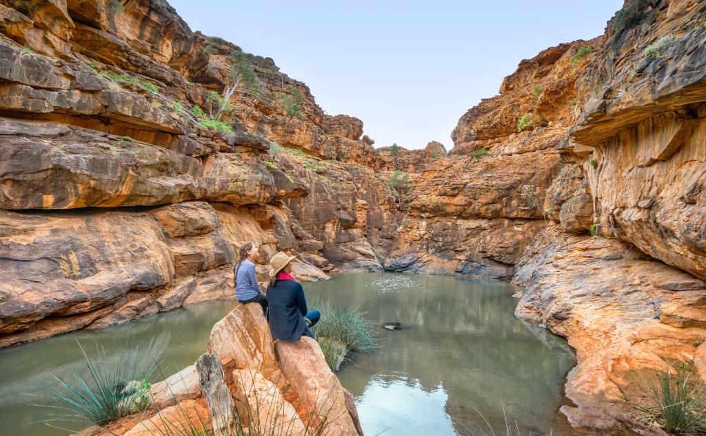 NewSouthWales's tweet photo. Take a moment to sit back, relax and take in the grand beauty of Mutawintji National Park in Outback #NewSouthWales! 😌 Why not disconnect from technology and reconnect with nature these school holidays? Start planning here: https://t.co/UYTzDqEOmf #LoveNSW https://t.co/JeZsiA698D
