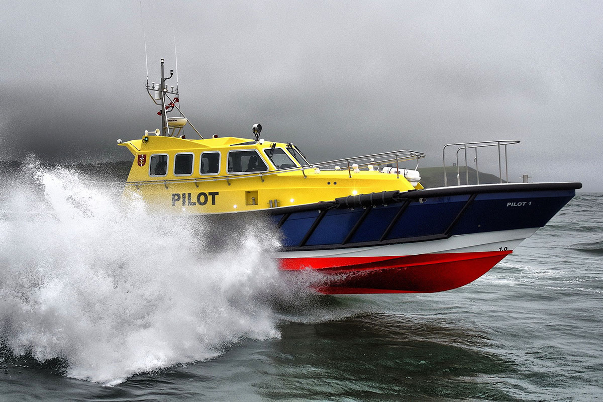 PortalMorski's tweet photo. Widowiskowe VIDEO stoczni Franka Kowalskiego - próby morskie nowej gdyńskiej super-pilotówki
> info, foto, video: https://t.co/J1tLIEXgQj
#gdyniapilots #seapilot #ships #pilot #boat #pilotówka
@SafehavenMarine
@PortGdynia @MiastoGdynia @biznes24pl @BiznesAlert @MGMiZS_GOV_PL https://t.co/TQfGGowl0M