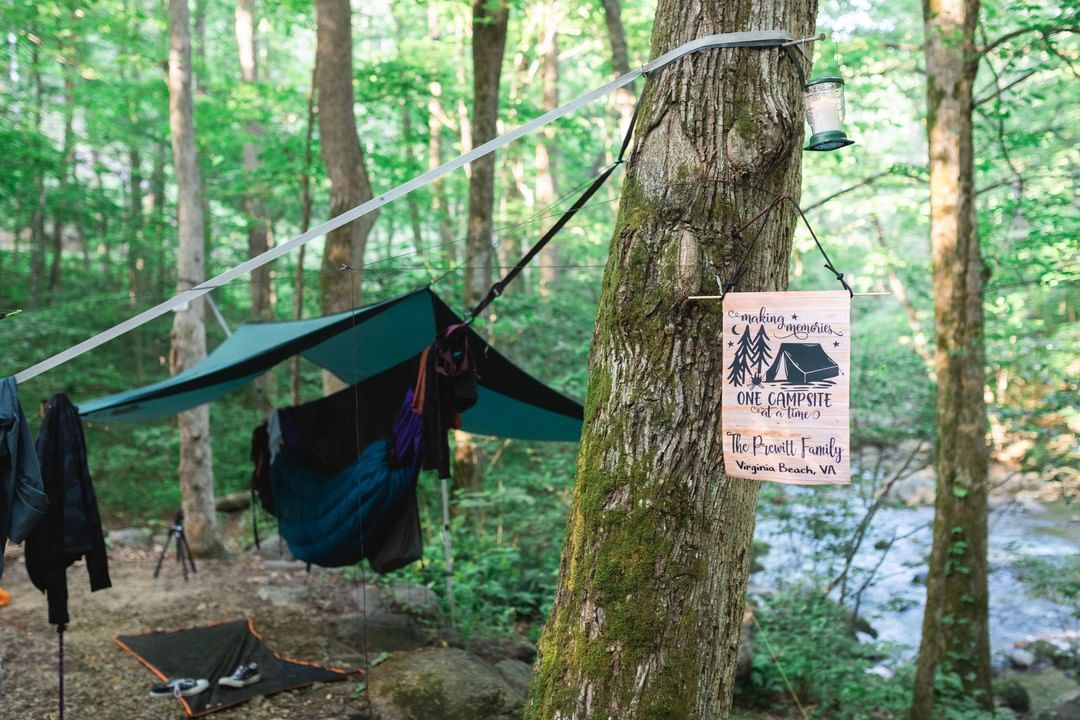 TheChillGorilla's tweet photo. When you feel lost and lonely, all it takes is camping therapy. πππ
π· Thank you so much, @mistysavestheday π
https://t.co/U7mYgsbi61
#camping #hiking #backpacking #chillgorilla #rainfly #hammocktarp https://t.co/OAmKBjSUyc