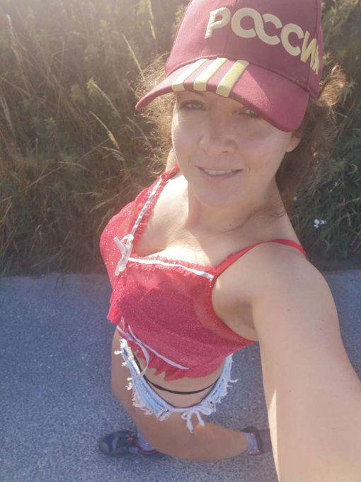Coucou 😊☀️ https://t.co/hxDqx9FPhw