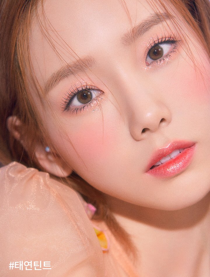 hanahanaimnida's tweet photo. #어퓨

🇰🇷 Pre-order [A’pieu] 🌷

💎 A’pieu Juicy Pang Sparkling Tint 💎 มี 8 สี ✨

#BE01 #BE02 #CR01 #CR02 #RD01 #RD02 #RD03 #PK01 

🤍 ชิ้นละ 400 THB
📮 Free Reg. / Ems 30

#พรีออเดอร์ #พรีออเดอร์เกาหลี #เครื่องสำอางค์เกาหลี #apieu #태연틴트 https://t.co/ZeEMogd63p