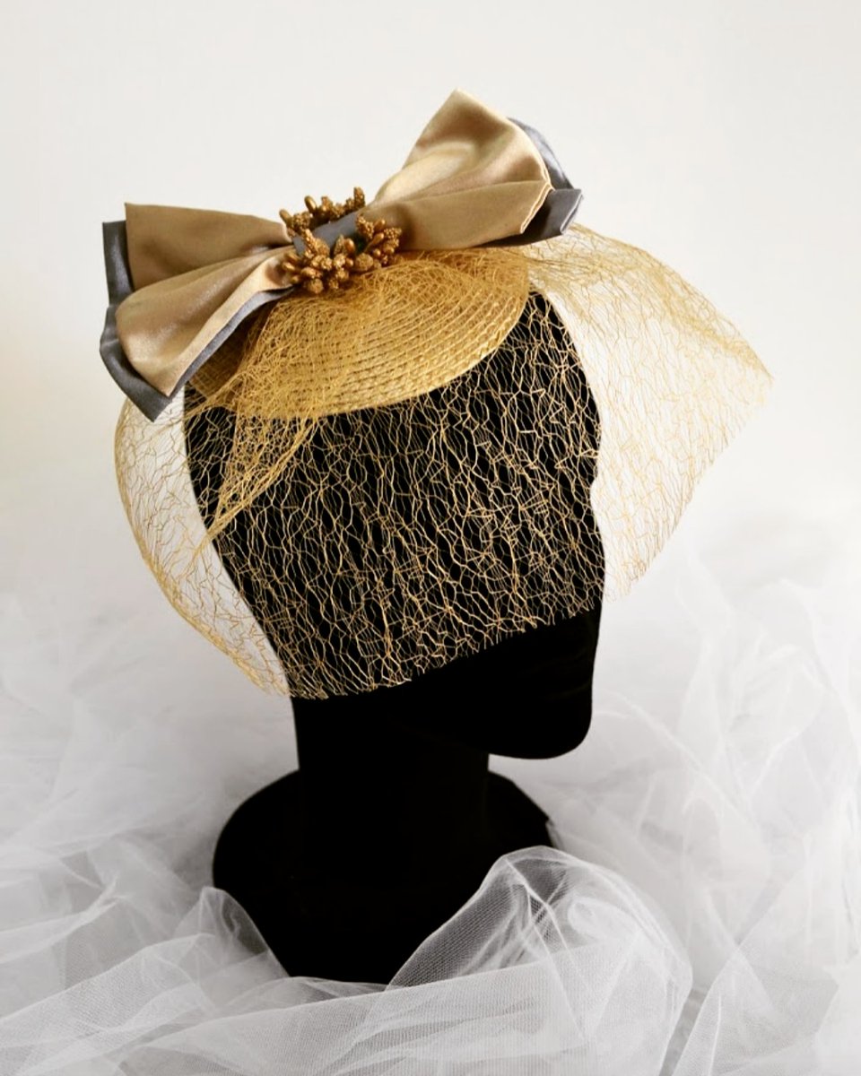 margoth_tocados's tweet photo. La elegancia del dorado 💛
#margothtocados #tocadosporencargo #tocadospersonalizados #bodas #bodasdeverano #eventosespeciales #invitadaperfecta #invitadaideal https://t.co/lzK2h7Ki8x