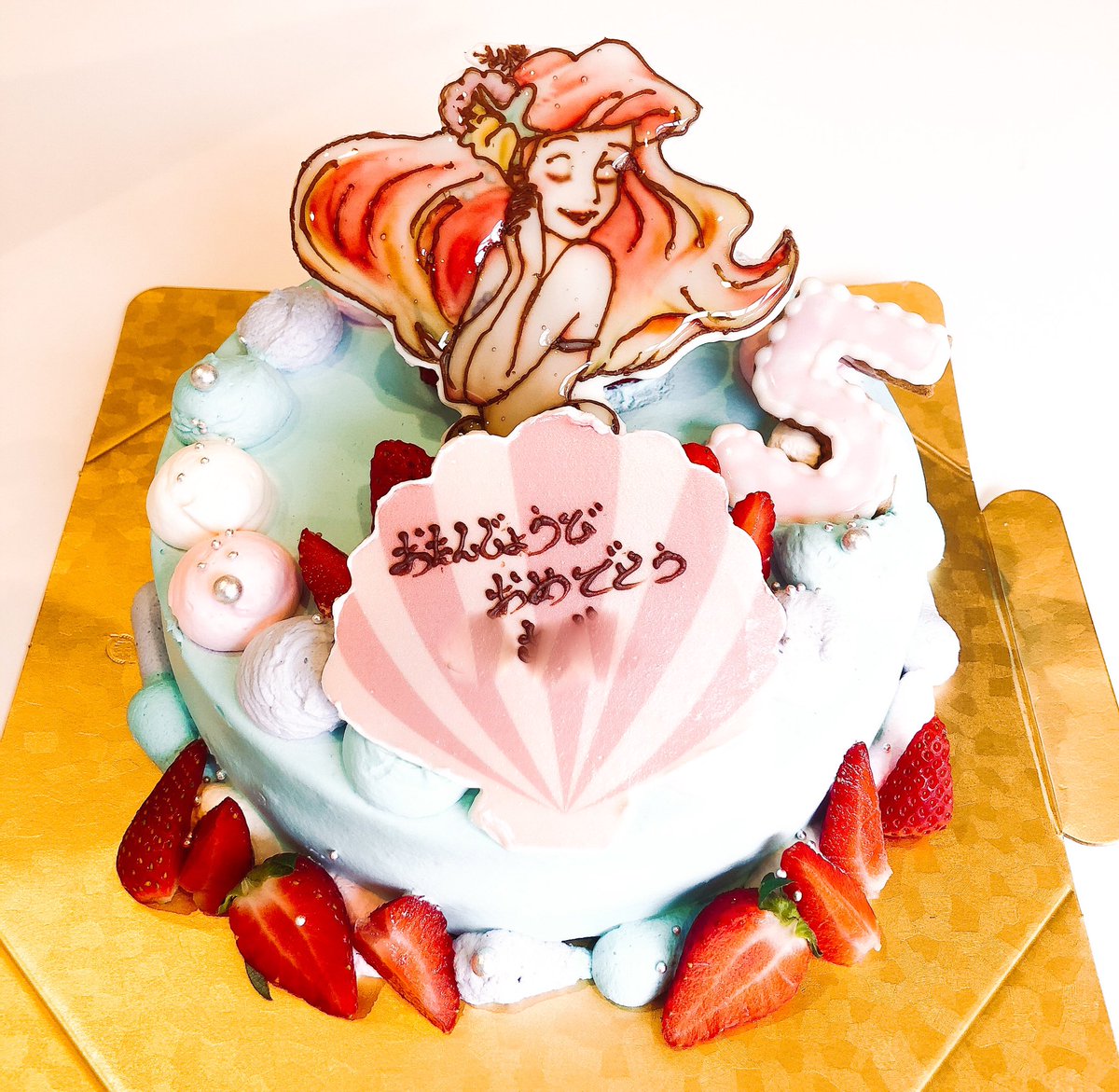 洋菓子の家ｍｉｍｉ ケーキの中からアリエル これは嬉しいお誕生日ケーキになりそうですね Mimi デコレーション ケーキ オリジナル