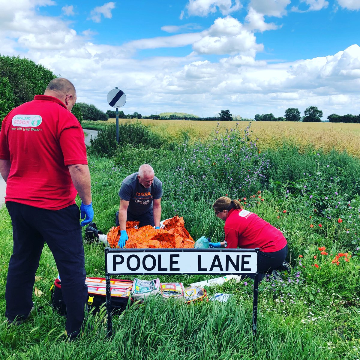 ATACCGroup's tweet photo. Well done to @York_SAR for completing their final assessments on the #RTACC provider course. #Rescue #Trauma #Casualty #Care #Lowland #Rescue #Responder #UKSAR #Enhanced #FirstAid #MARCH #BURPS #TAG999 https://t.co/7mdQfLs1rc
