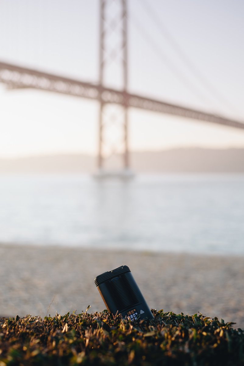 Hunting sunsets with the MIGHTY 🌄

storz-bickel.com/mighty

#mighty #mightyvaporizer #sunsets #portable #vaporizer #wanderlust #technology #germanengineering #volcano #crafty #craftyplus #vapor #storzandbickel #storzbickel #outdoor