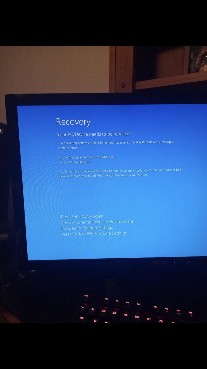 dethmor_'s tweet photo. Went to factory reset the pc, half way through setup and the pc restarted and came up with this message in the image below. All help on what to do or what is needed to sort this problem out is appreciated. https://t.co/fTea9pREIg