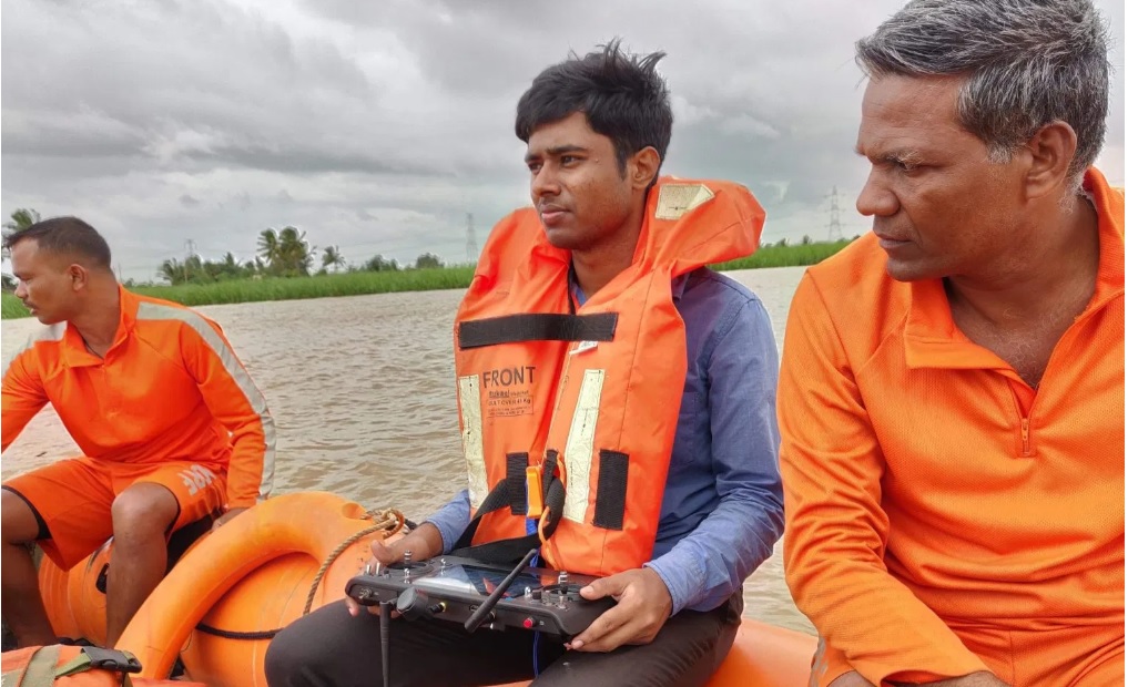 प्रतापने २०१८ साली, जर्मनी येथे झालेल्या आंतरराष्ट्रीय ड्रोन एक्स्पोअल्बर्ट आइन्स्टाइन इनोव्हेशन गोल्ड मेडल पटकावले आहे. स्पर्धेत अलीकडेच कर्नाटक येथे आलेल्या महापुरात अडकलेल्या हजारो लोकांना प्रतापच्या ६०० ड्रोन्सच्या साहाय्याने अन्न आणि औषध पाठवण्यात आली होती.