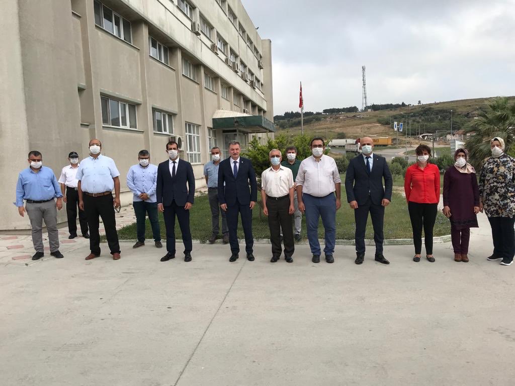 Yeni haftaya TMO #Bandırma Şubesini ziyaret ederek başladık.. bölgede hasat ve alımlarımız sürüyor, verim ve kalitenin de iyi olduğu bilgisini aldık..

#tmo