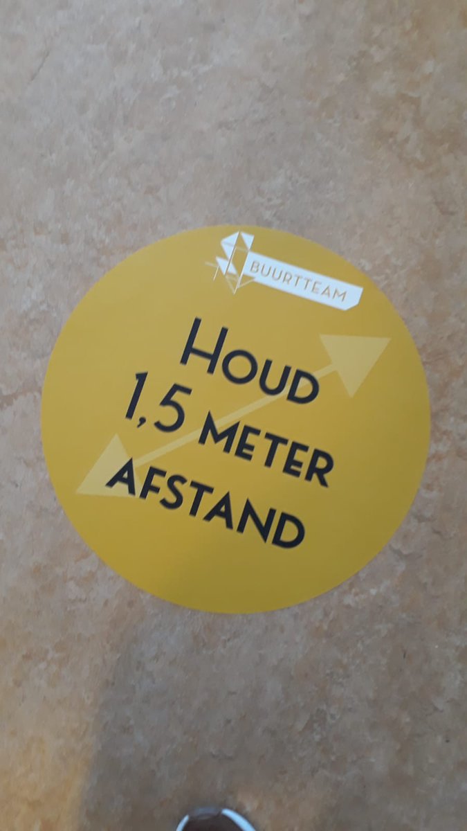 Langsgaan bij uw buurtteam is mogelijk. Ook nu!! 
U kunt aanbellen bij de voordeur tussen 10 en 14. 
Op onze website leest u wanneer elk #buurtteam open is. 
Mail of bel voor WEST: 
West: 0307400501
West@buurtteamsutrecht.nl