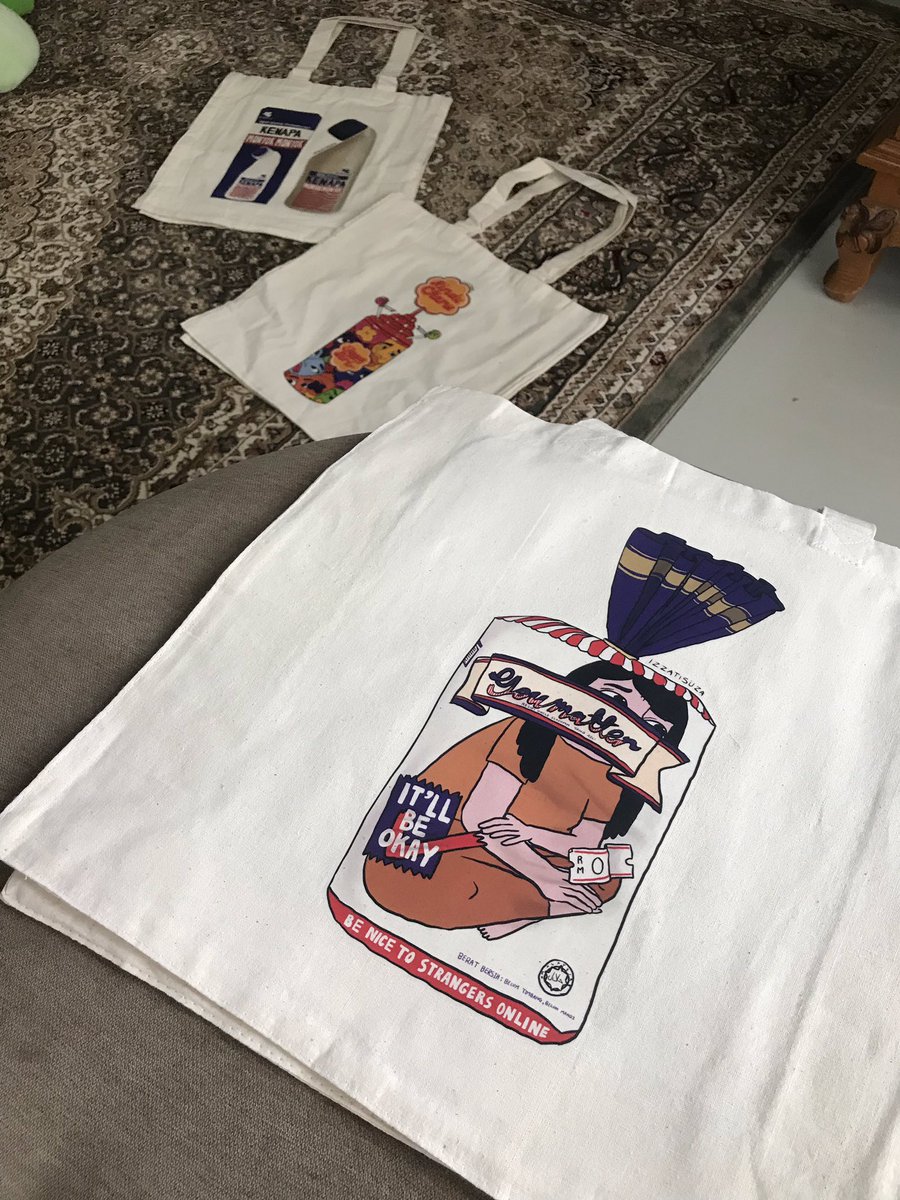 izzatisuza's tweet photo. Totebags artworks dah siap 🥺🥺🥺
Lawa pulak tgk😭
Dm ya if nk beli
Rt tanda sadaqah hajdjsjsns https://t.co/M5T6TQVrYJ