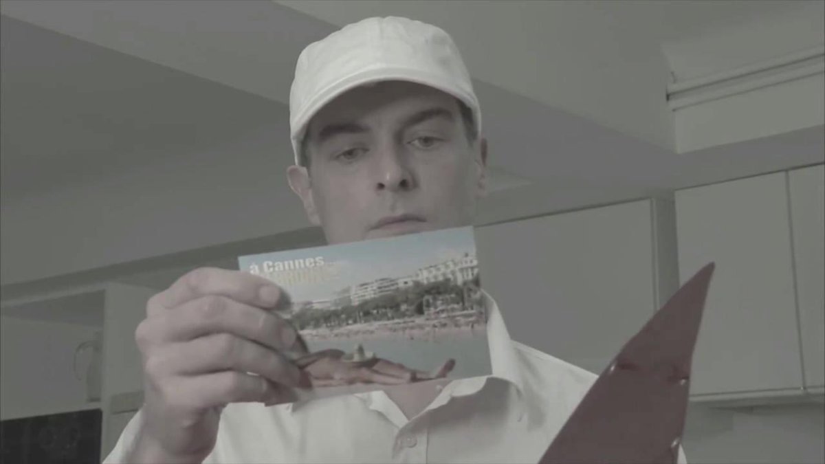 Yann_Lerat's tweet photo. Dans #MissionInvisible du @BtsAVCannes je tiens une carte postale de @VilleCannes qui fait une promesse très intéressante ! 😊
#Cannes #CotedAzurFrance
#OnATousBesoinduSud https://t.co/SCQjqF2xpu