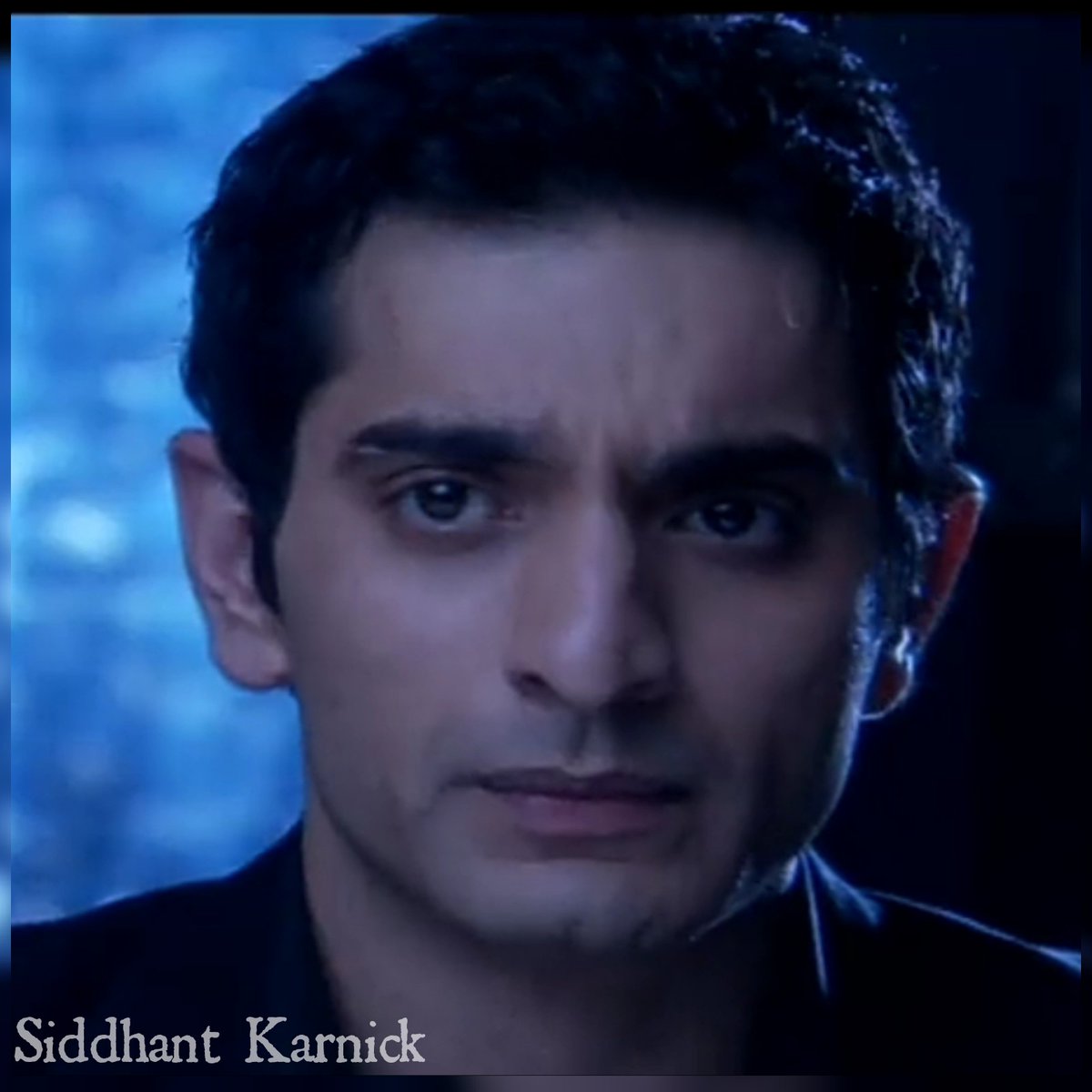 sidkworld's tweet photo. Siddharth Mehra .
#PyaarKiYehEkKahaani .
Expressive eyes .
.
@SiddhantKarnick
#IndianActor #ExpressionKing #Handsome #StarVlogger #YouTuber #ContentCreator #SiddhantKarnickVlogs #Throwback #VampireSeries #EvergreenShow #SiddharthMehra #Raichand https://t.co/KVXxqsb8ay