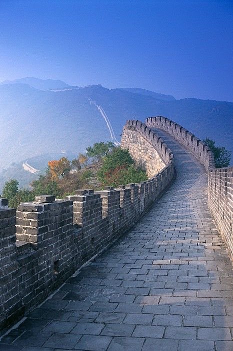 GREAT WALL OF CHINA: PROTECT AND CONSOLIDATE.She was erect in pain and struggle, so no negativity can harm her, she is a solid Queen as the Great Wall of China.