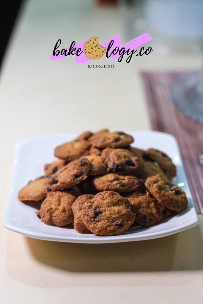 bakeology_c's tweet photo. Open for a surprise! 😂🍪

Get your Bakeology chocolate chip cookies now 🙆🏽‍♀️ 200g for RM15.00

📩 DM US FOR MORE INFO https://t.co/fcI01SJwfr