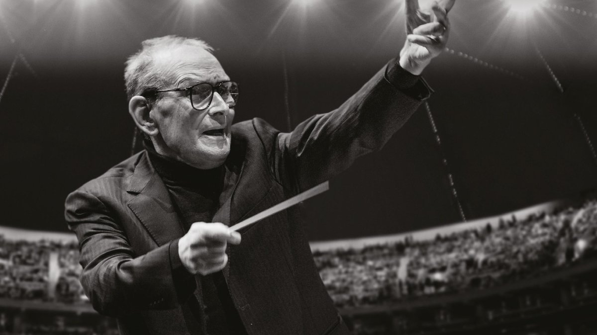 Filmaffinity's tweet image. Fallece a los 91 años el legendario compositor Ennio Morricone. Ganador de dos Oscar (uno honorífico en 2007 y otro en 2016 por "Los odiosos ocho"), compuso música para más de 500 películas a lo largo de varias décadas.