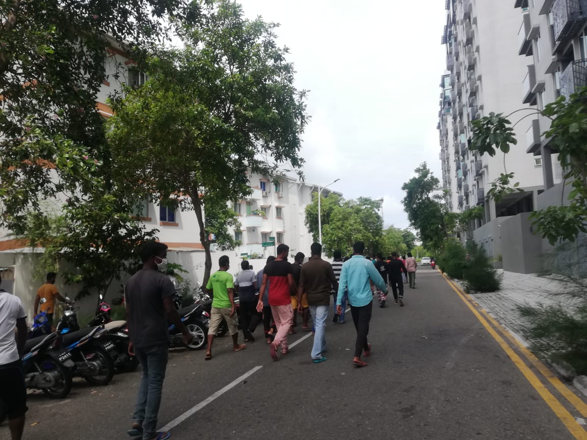 nautymatox's tweet photo. Bangladeshi protest in hulhumale. https://t.co/GjYreAzXdv
