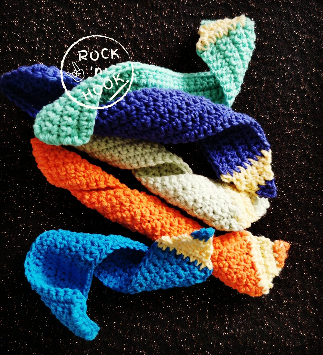 Ewa12453657's tweet photo. Ironing time...  Bookmarks for teachers for the end of school year 🤘❤️🔖📕
#bookmarks #endofschoolyear #zakładkidoksiążek #crochet #szydełkowanie #yarnaddict #hobby #handmade #ilovewhatido #idowhatilove #diy #crochetmama #polishwoman #polkawtilburgu #rocknhook #tilburg https://t.co/KcOIt6qUTg