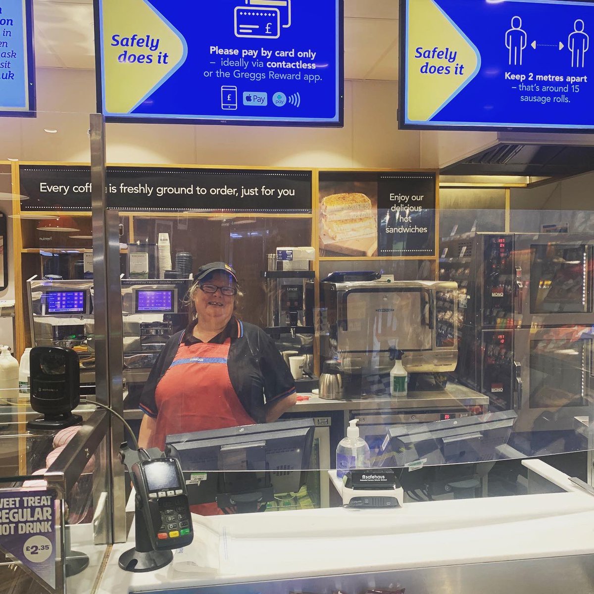 StretfordTown's tweet photo. Welcome back @GreggsOfficial! As you can see the team are ready to welcome you back safely... and there’s doughnuts ⬅️🍩😋

#WeLoveStretford #Stretford #reopening #doughnuts #greggs https://t.co/RYFjkHPDbw