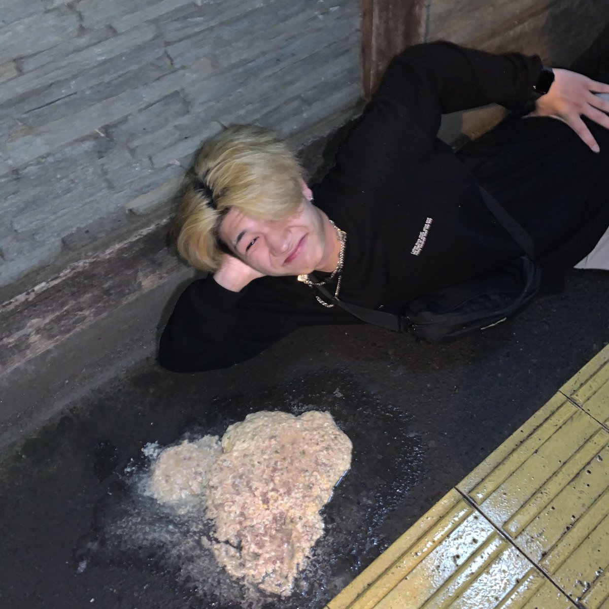 SHIBUYAMELTD0WN's tweet photo. #SHIBUYAMELTDOWN https://t.co/mVp6pMVRdJ