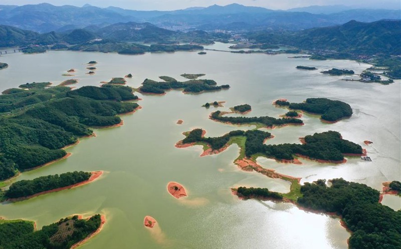Chineinfocom's tweet photo. #Beauté de la #Chine : lac Cuiping au #Fujian
Le lac #Cuiping après la pluie dans le district de #Gutian de la province chinoise du #Fujian (sud-est).
#Photos du 2 juillet 2020 https://t.co/Sm7Vn6ZzV8
