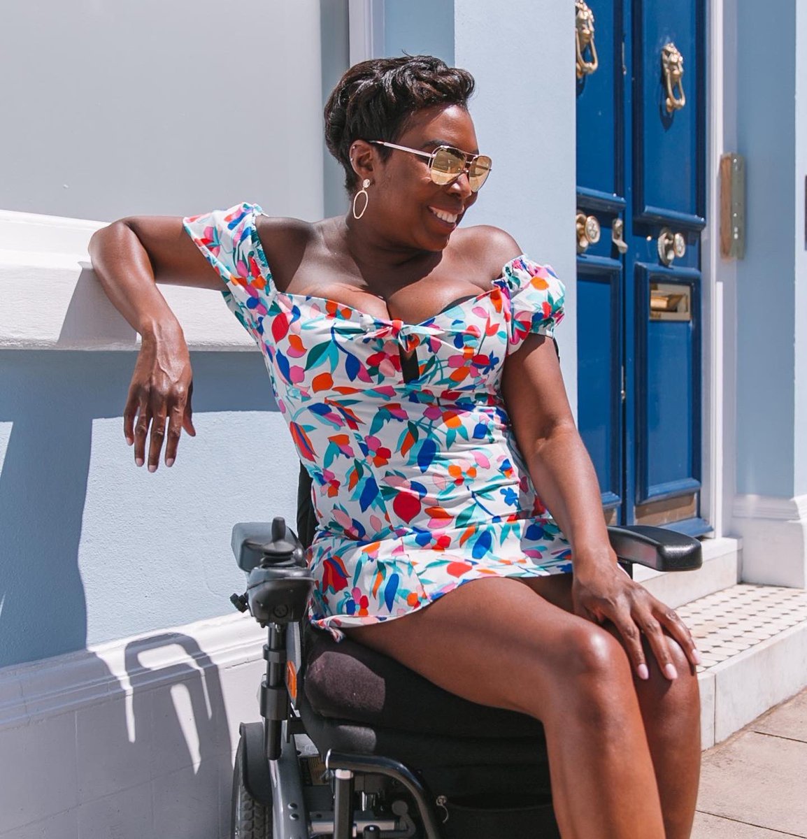 RollinFunky's tweet photo. I am pleased to announce that @slingshotldn are now looking after all my brand collabs, PR & public speaking engagements.
Dress & Heels @JustFabUK *Ad-Pr products* ๐ธ @MichaelaEfford
#justfabstyle #blackmodel #disabledmodel #blackcontentcreators #disabledblogger #rollinfunky https://t.co/W6AhXTwAri