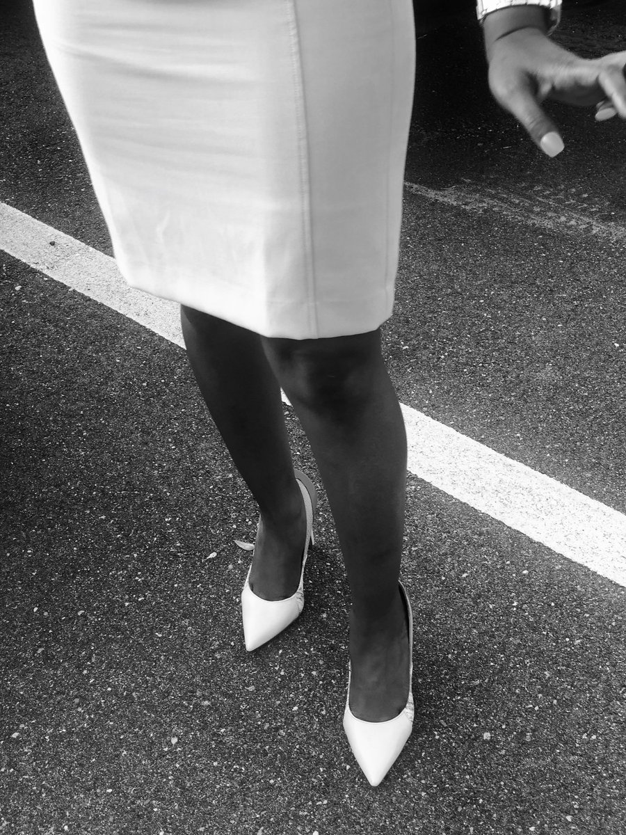 DrLMNelson's tweet photo. As many of us physically walk into our buildings today to officially launch the new school term, I pray that we are ALL covered with HIS PROTECTION, PROVISION, and PURPOSE! #PositiveOnPurpose #FaithWalk #LetsPrayForEachOther #OrderOurSteps #EdTwitter https://t.co/S169LCU3OW