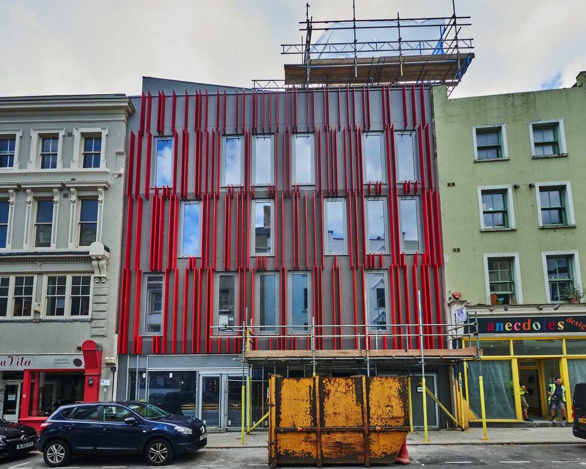 neat_architects's tweet photo. We are on the home stretch after quite an eventful journey - courtyard underway and ‘ pent house’ nearly complete  work by Breem construction - pics by Marcus KS  @RDHCT @CreativeFstone @CQ_folkestone #architecture #69TOHS #neat #FOLKESTONE #Creative https://t.co/uJQUphdehU