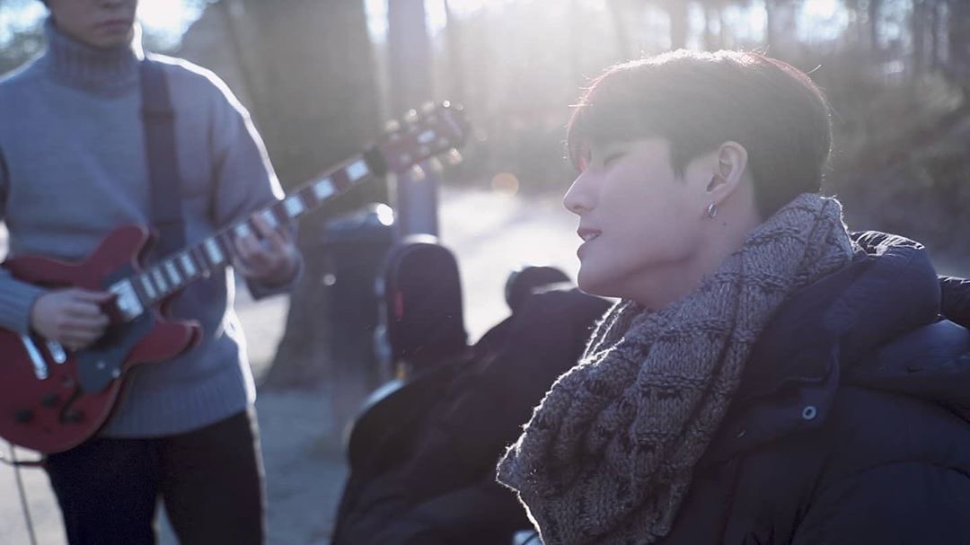 YoungAtHeart_th's tweet photo. [from_youngk] 2020/07/06 : 
Youngk : Love Someone (Lukas Graham cover)

2020.07.07.

KST 5PM

Day6 Official Youtube Channel https://t.co/4FHLxV1Ov6