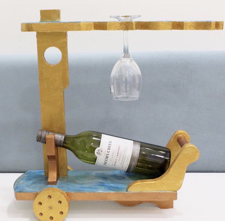 Misha_crafts's tweet photo. My client want something unique for her son’s first wedding anniversary.. she told me that he loves wine n beaches n blue colour n so on 😂 so I created this beautiful wine  bottle holder🙈🥳♥️#resinart #resinwinebottleholder #wine #winebottle #winebottleholder #resinstand #beach https://t.co/nm0rKrCOxB