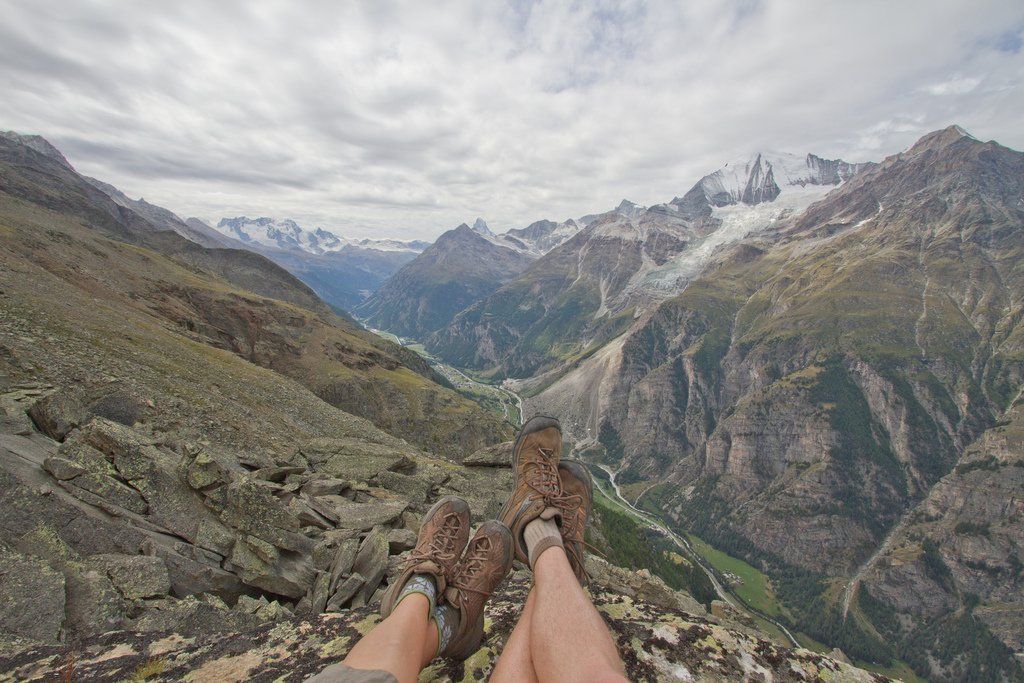 AWE365's tweet photo. From summiting Mont Blanc to multi day trekking holidays around it, to shorter day/2 day hikes in the area there are many options to enjoy Western Europe’s highest mountain: https://t.co/s26tHyWBYL
#montblanc #trekking #hiking #mountaineering #freance @FrenchMountains https://t.co/WqPouQrkWI