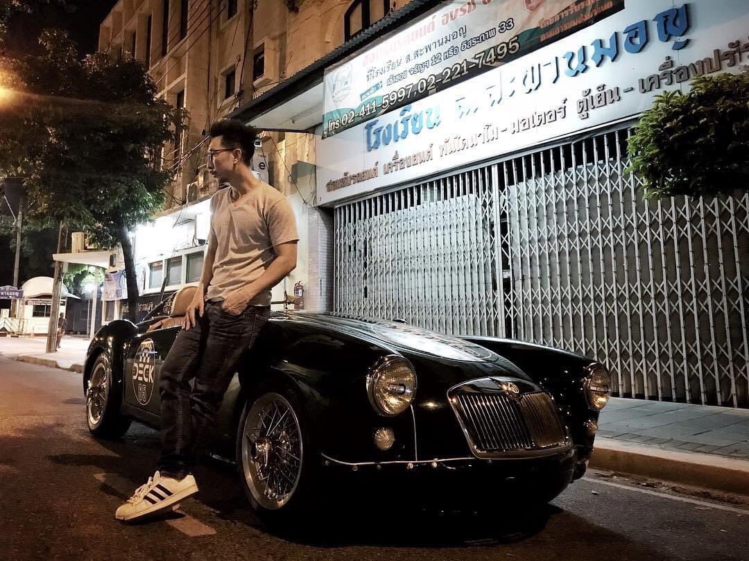 ofRedMafia's tweet photo. ผู้ชายดีดีคงมีแต่ในนิยาย
งั้นผู้ชายอย่างฉันนั้นต้องเจ็บใจไปทุกราย
เพราะผู้ชายดีดีมันมีแค่ในนิยาย
ฉันก็แค่��ู้ร้ายถึงรักแค่ไหนคงต้องตาย
สุดท้ายได้เขาเธอไปครอง https://t.co/2nlE87PKlS