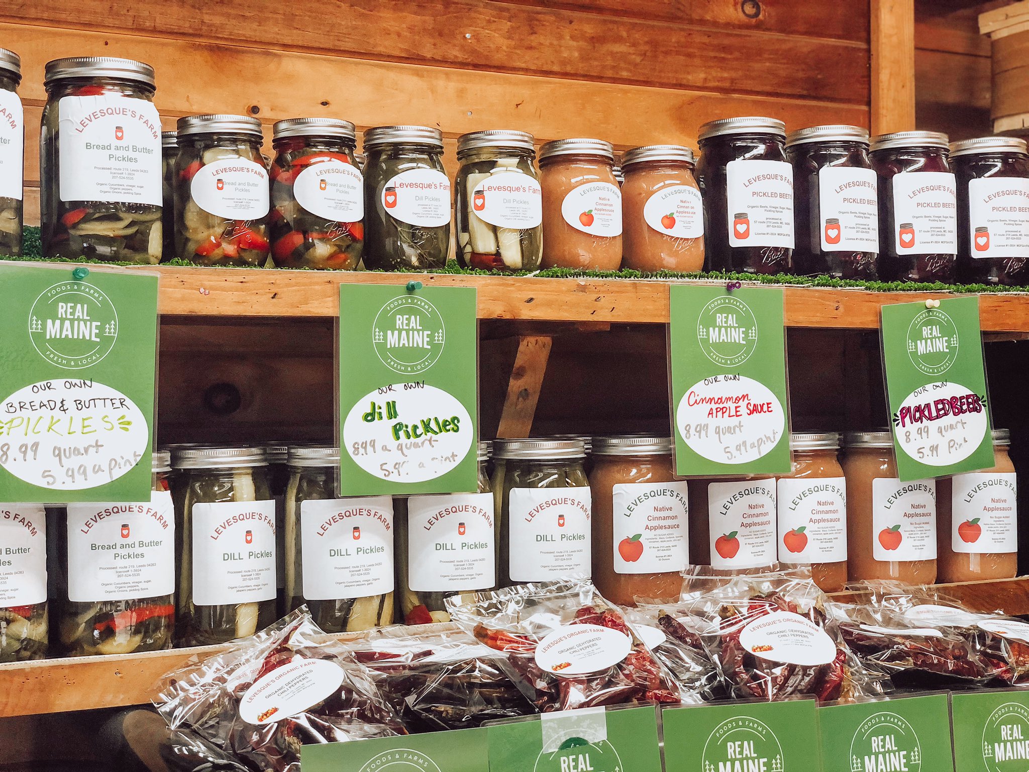 Levesque’s Organic Farm (FarmLevesque) / Twitter