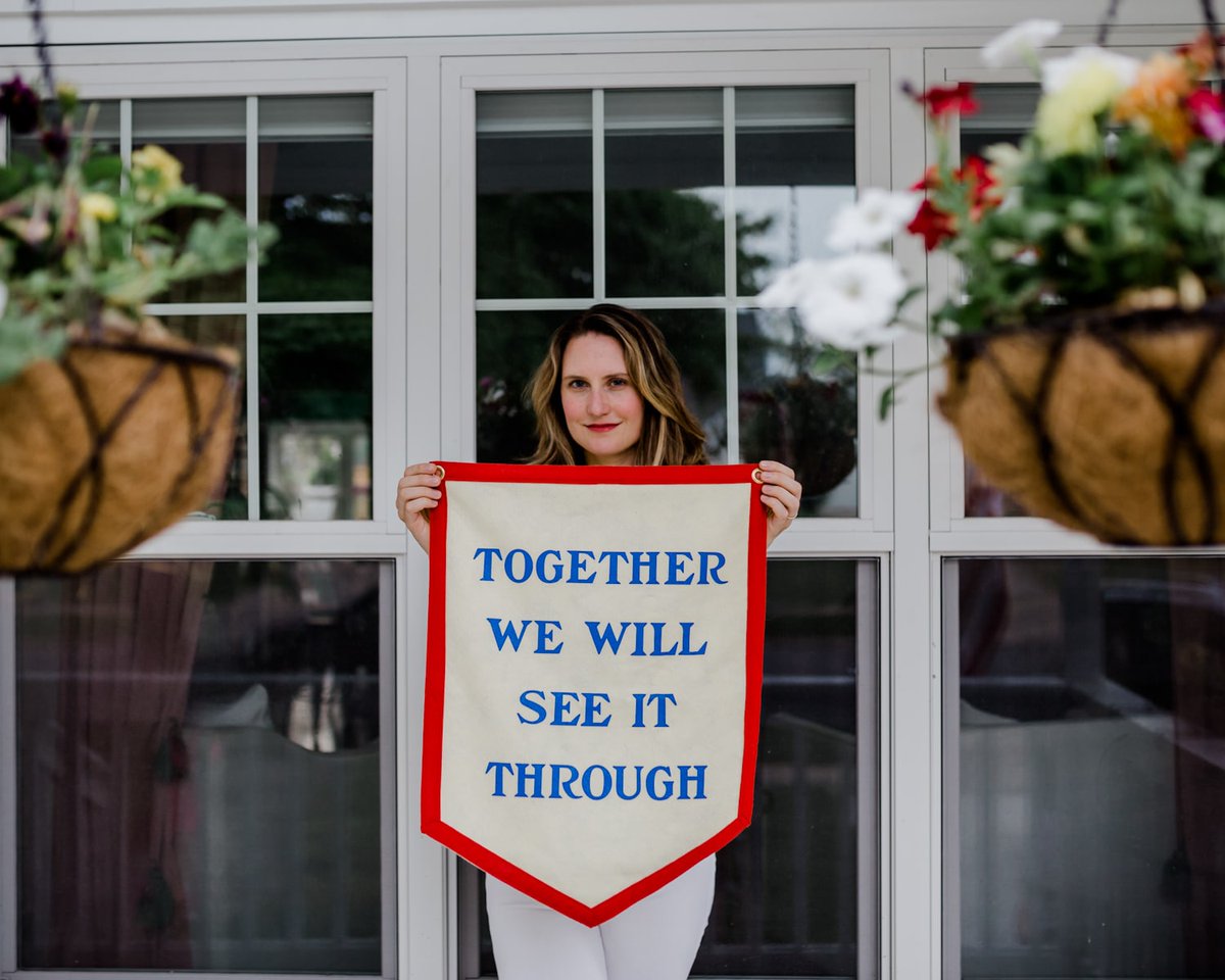 IsntThtCharming's tweet photo. 2020 has been a weird, hard year with #COVID19. Sharing some ways our family has felt connected with those around us during this hard time - even while 6 feet apart <3 https://t.co/6zqGny5mMh (Post in partnership with @Xfinity!) #ad https://t.co/8t9NfnJ179