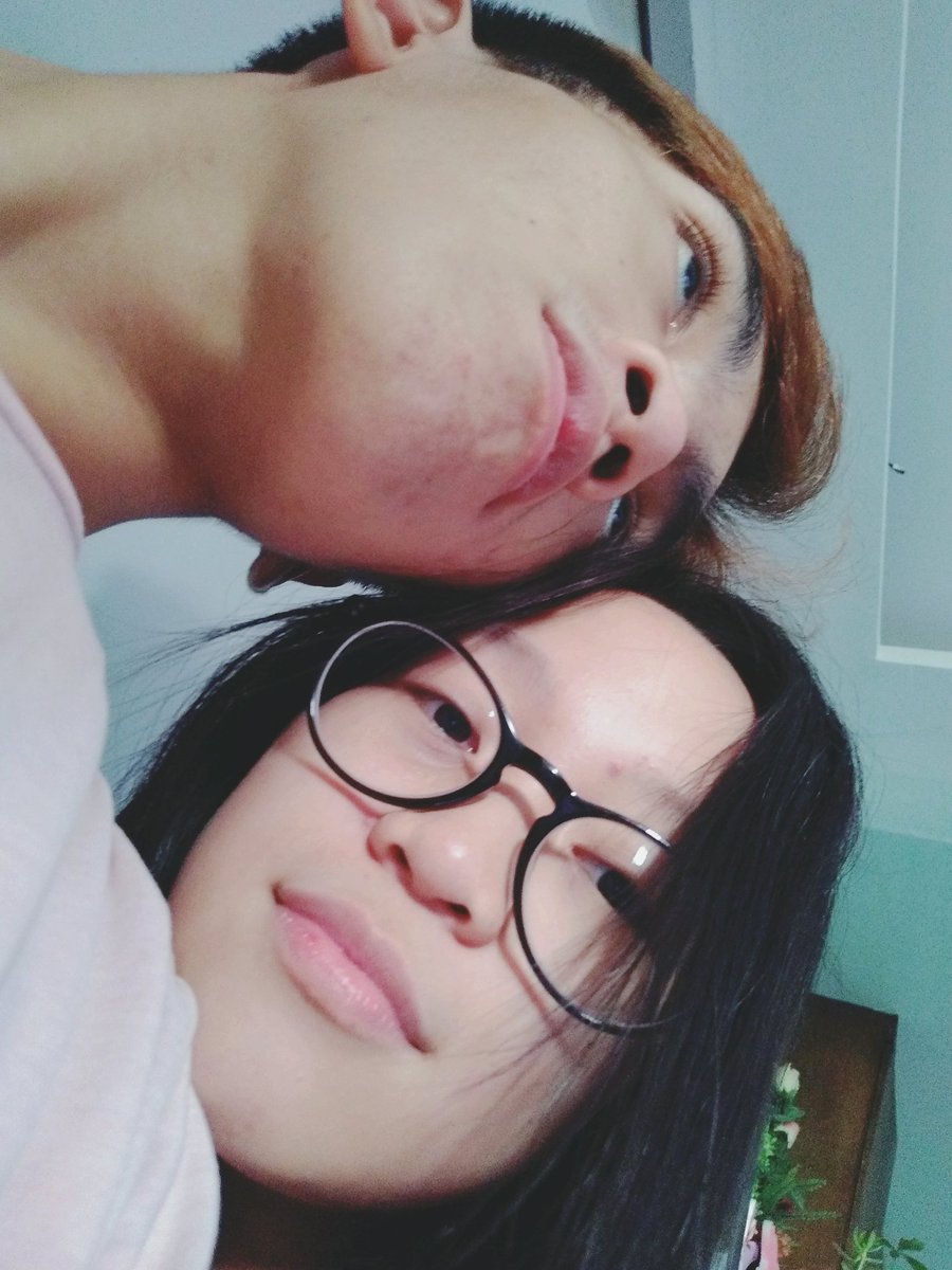 _dalaodaopat's tweet photo. hindi pa 11pm pero gusto ko lang sabihin na sobrang mahal na mahal kita!! 💗💗 

so proud of u and i am so blessed to have you in my life. https://t.co/Jg03y2o2yK