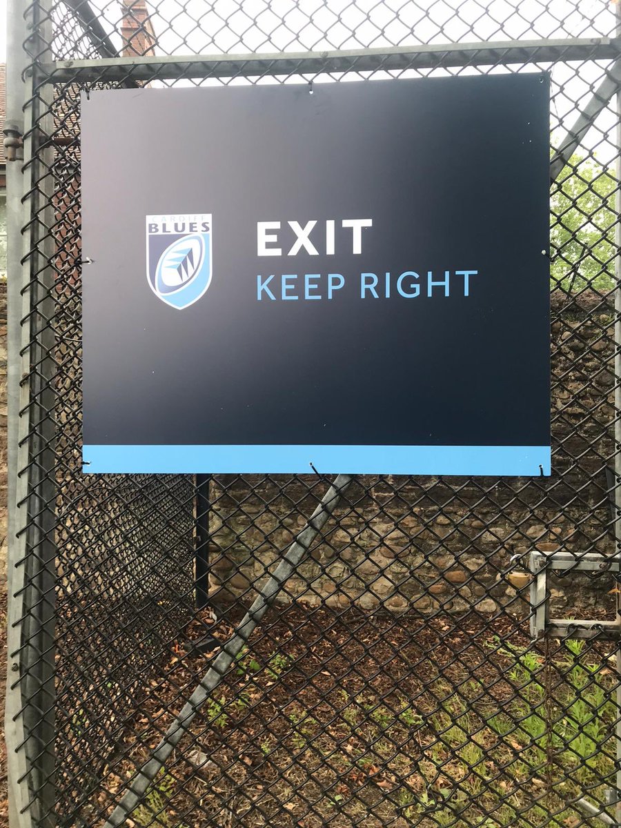 Dragon_Signs's tweet photo. Just a few pieces of our latest sign work for @cardiff_blues 🏉- both inside @sophiagardens and also the teams new temporary base in @cardiff_council’s #pentwynleisurecentre 🏉 

#brandoutfromthecrowd #safetysigns #directionsigns #wayfindingsignage #cardiffblues #cardiff #wales https://t.co/ALNbBBiI8w